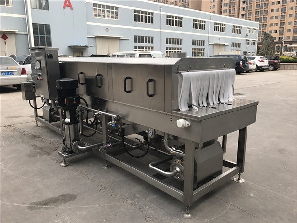 果蔬周轉筐清洗機，采用304不銹鋼，易拆裝